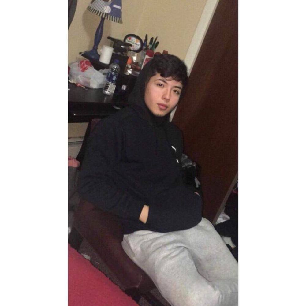 Meet your Posher, Adrian